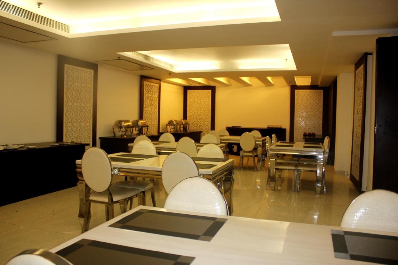 Aman Deluxe Hotel New Delhi Eksteriør billede