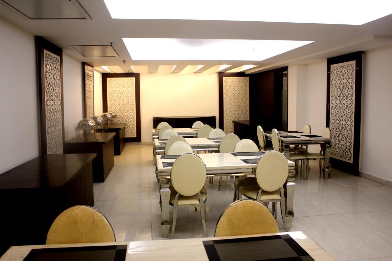 Aman Deluxe Hotel New Delhi Eksteriør billede